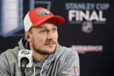 Brankář Vaněček po zisku Stanley Cupu na Floridě končí, nově bude hájit branku Utahu
